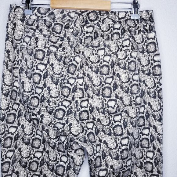 Good American Good Legs Snake-Print Skinny Jeans, Size: 18, NWT - Picture 5 of 8